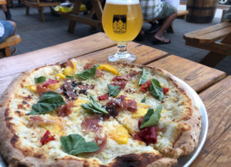 Town’s Top Off-the-Wall Pizzas Mountain Tap Pesca pizza