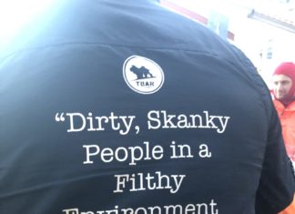 Yelp Help for the T-Bar T-Bar t-shirt that reads Dirty, skanky people in a filthy environment