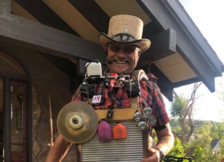 An Ode to (and Tips for) Backyard Bashes backyard party